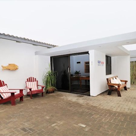 Tiende Laan Bed & Breakfast And Self-Catering Walvis Bay Exterior foto