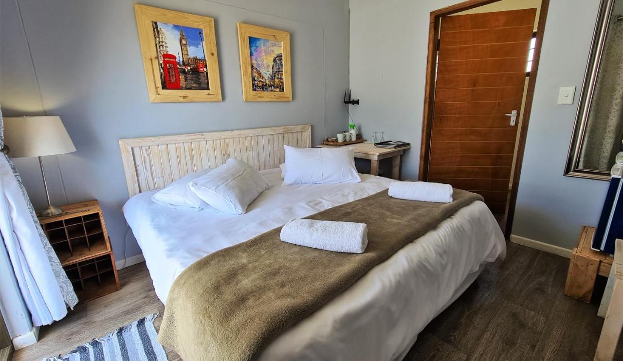 Tiende Laan Bed & Breakfast And Self-Catering Walvis Bay Exterior foto