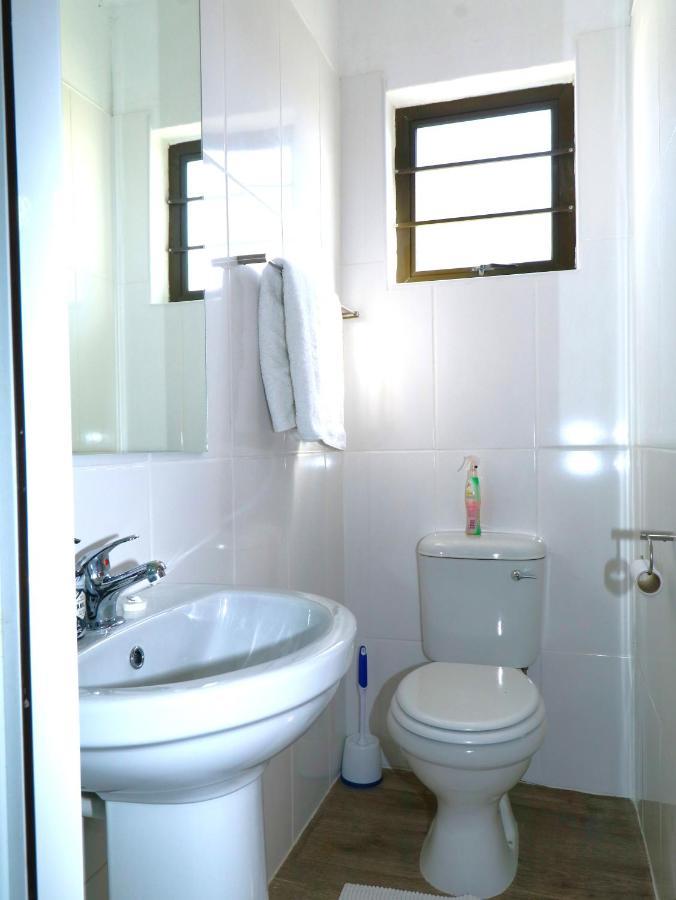 Tiende Laan Bed & Breakfast And Self-Catering Walvis Bay Exterior foto