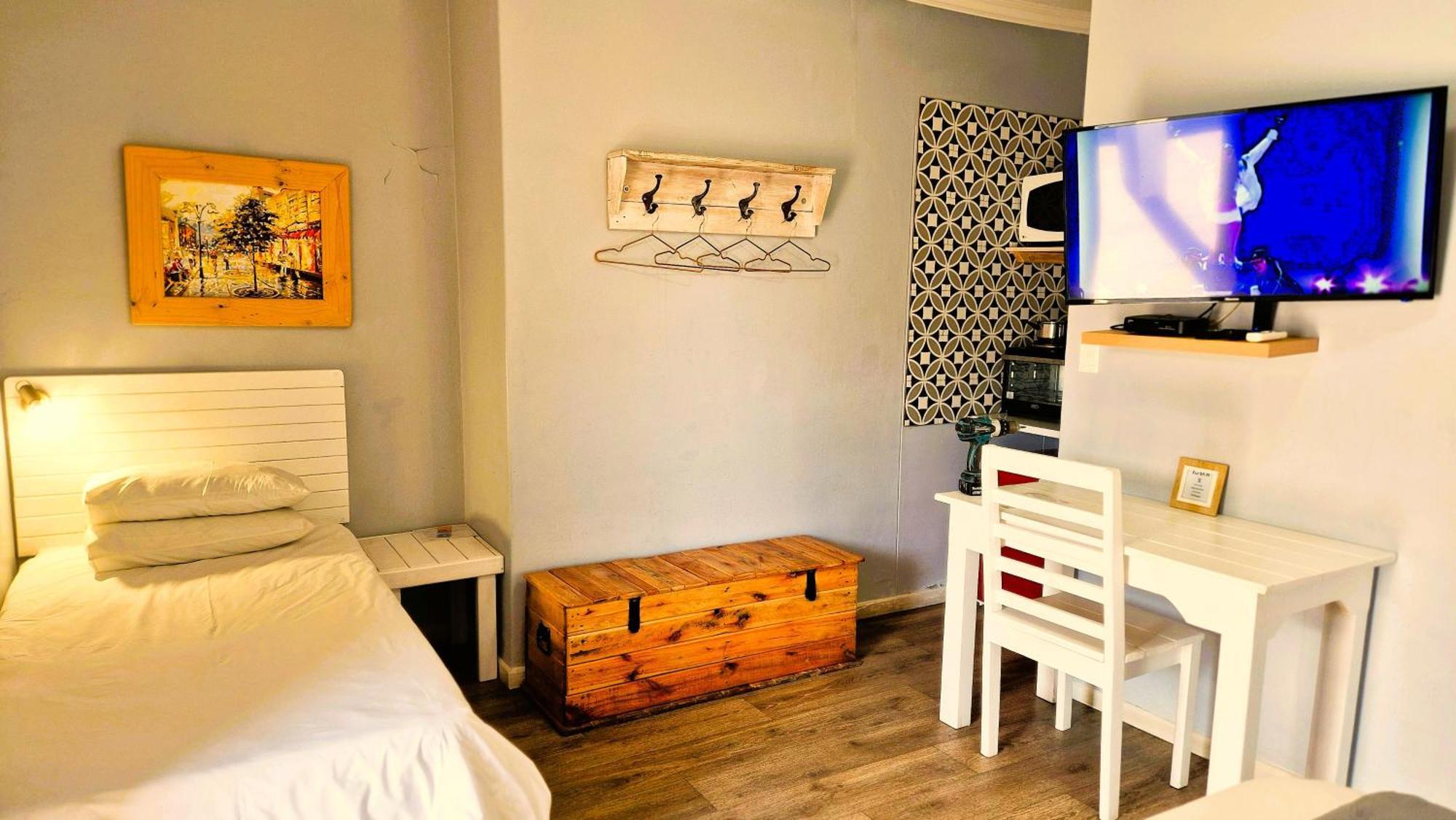 Tiende Laan Bed & Breakfast And Self-Catering Walvis Bay Exterior foto