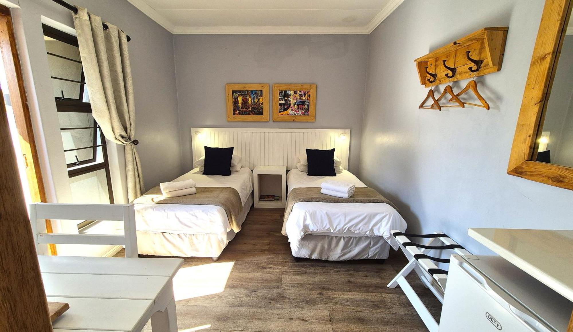 Tiende Laan Bed & Breakfast And Self-Catering Walvis Bay Exterior foto
